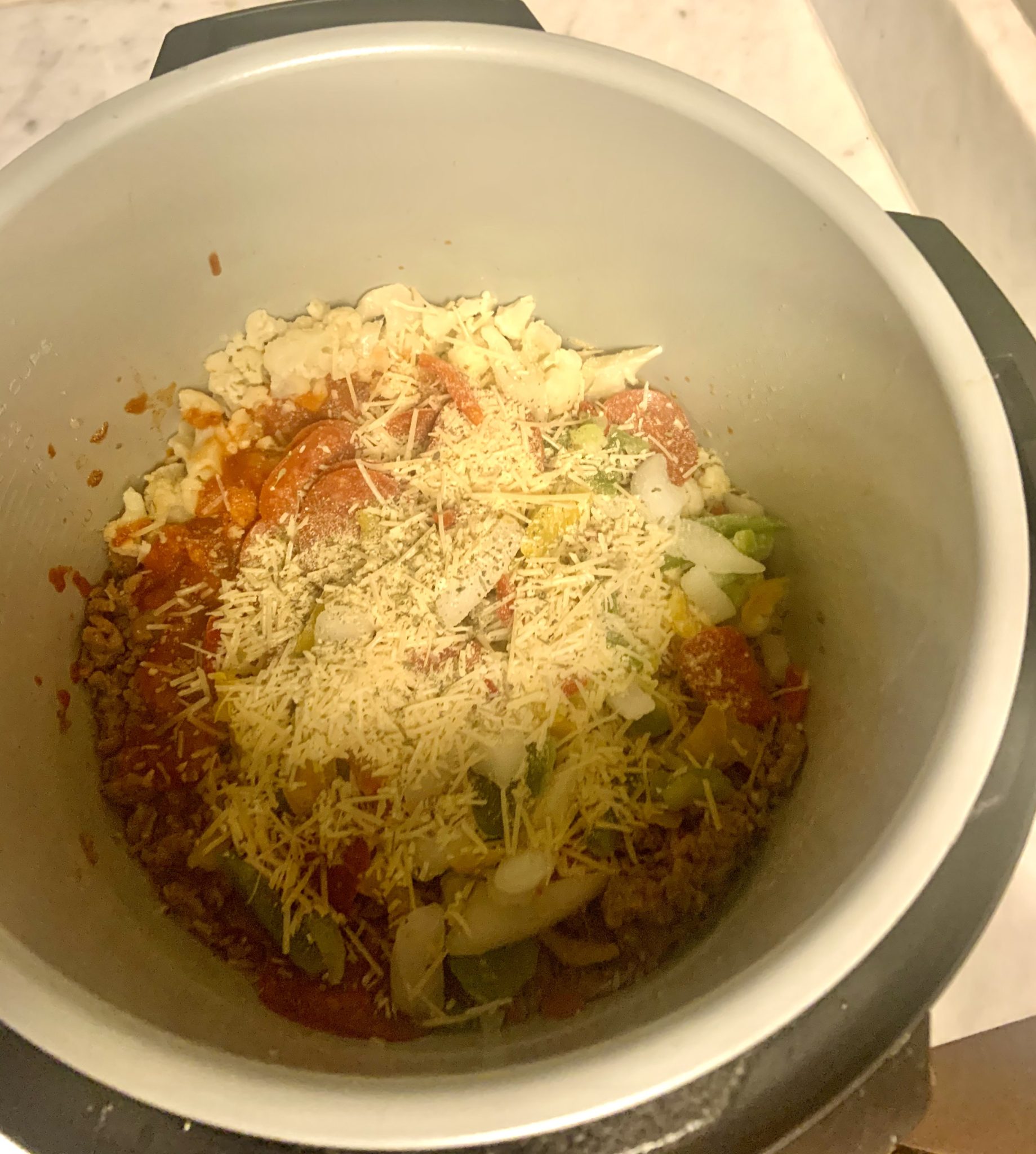 Low Carb Ninja Foodi Pizza Bake Tourist With Tots