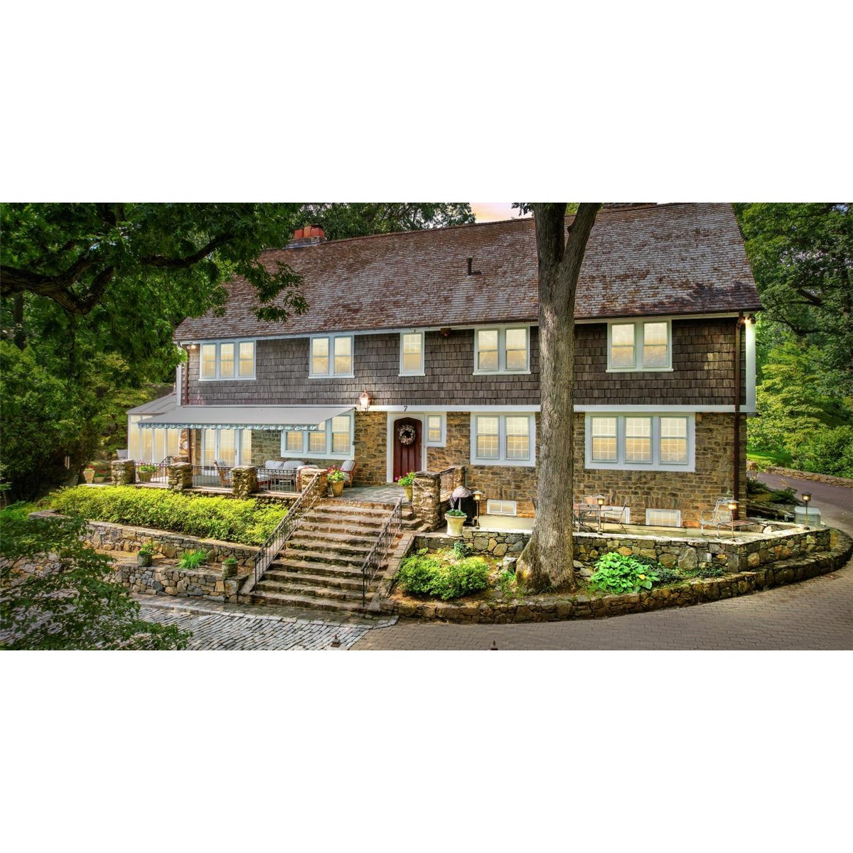 Bronxville PO/Yonkers, NY 10708