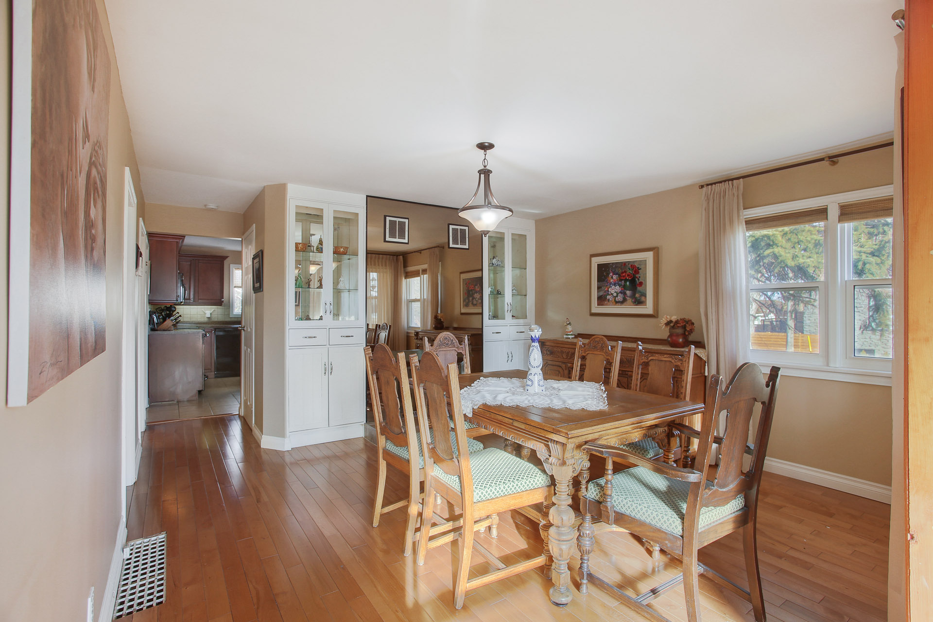 1059 Meredith Avenue, Mississauga Realty Tours