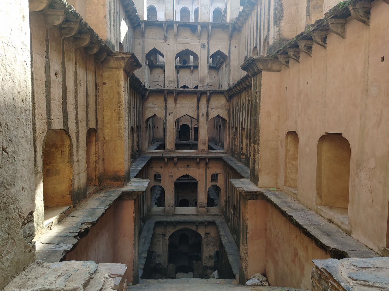 Neemrana Fort Palace Alwar, Rajasthan Tour With Rahul