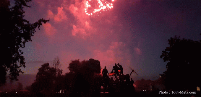 Feu d'artifice 14 juillet Metz 2019 vidéo bouquet final