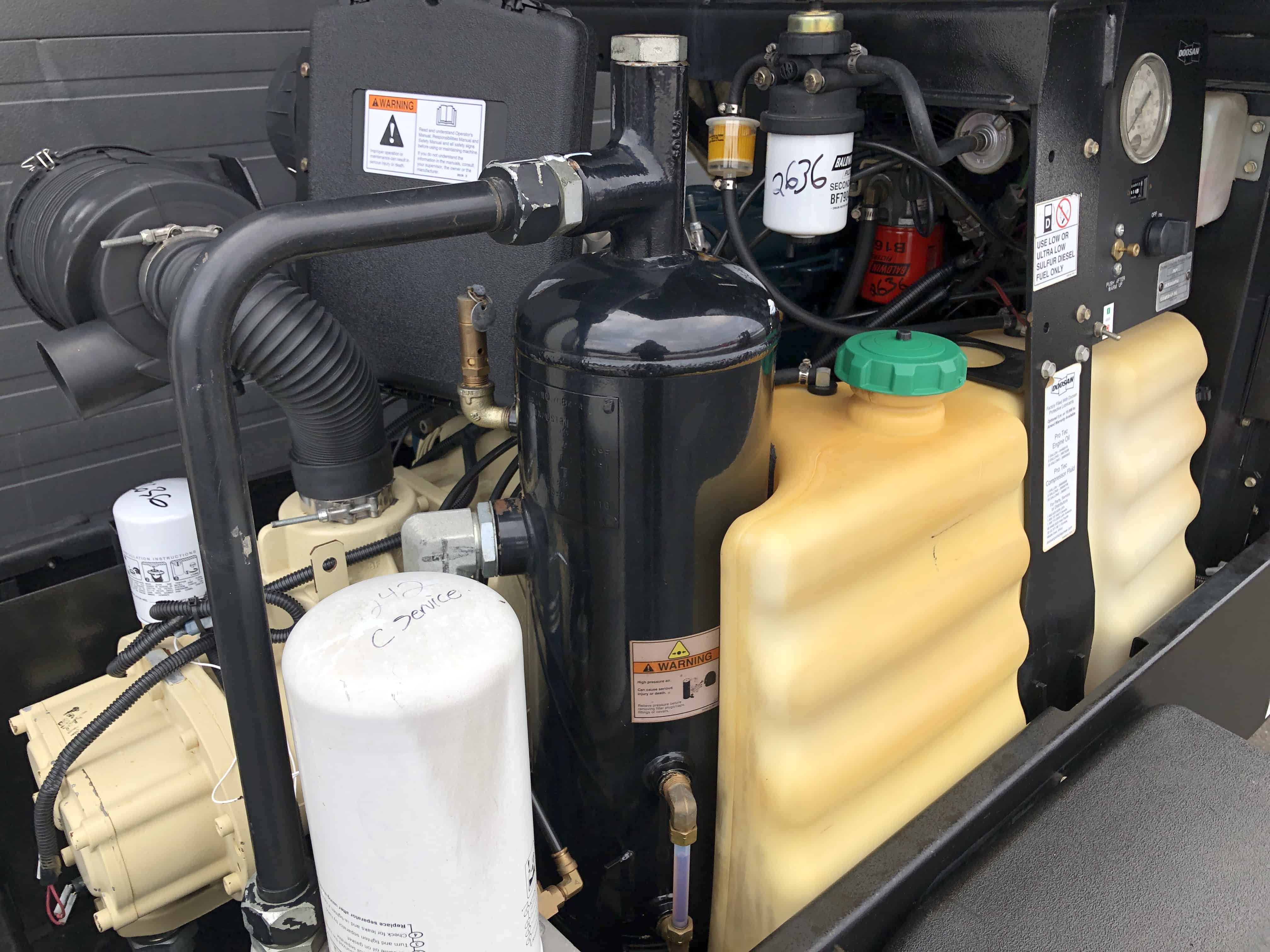 Doosan C185 portable air compressor for sale used 185 cfm Towable Tools