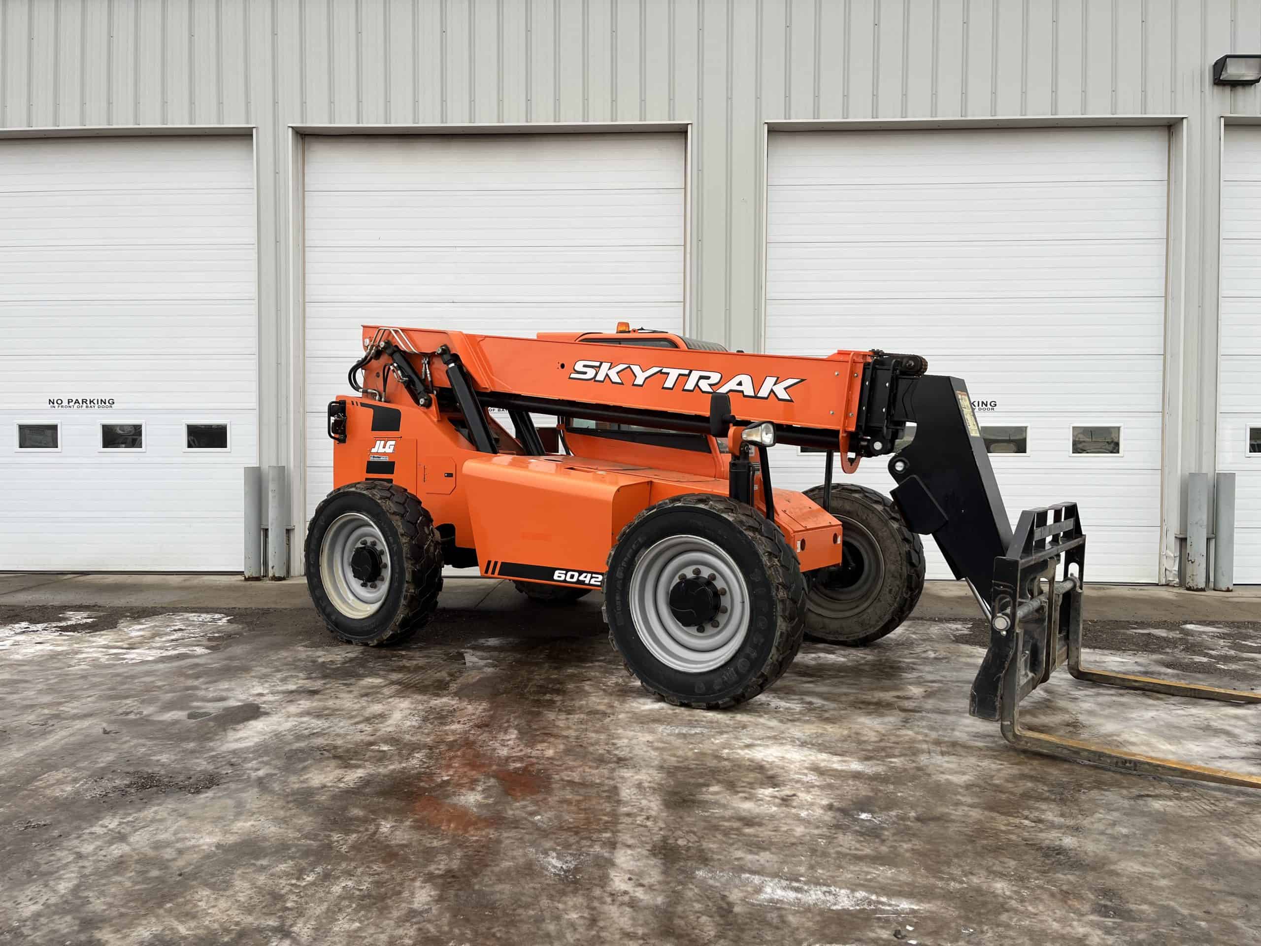 Skytrak 6042 For Sale JLG 6000lb Used Reach Forklift Telehandler