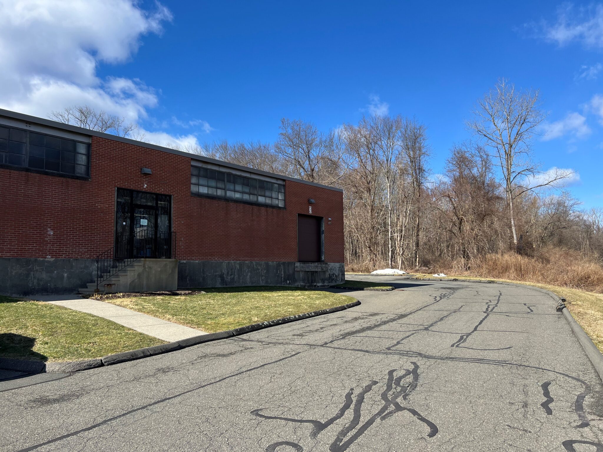 53 Church Hill Road, Newtown, CT Tower Realty Corporation