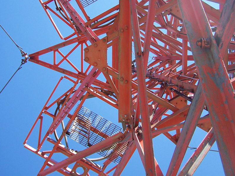 Interest Rates and the Tower Industry TowerKing