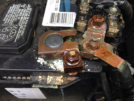 5 Reasons Why Ford F-150 Battery Light Goes On & Off (And Solutions!)