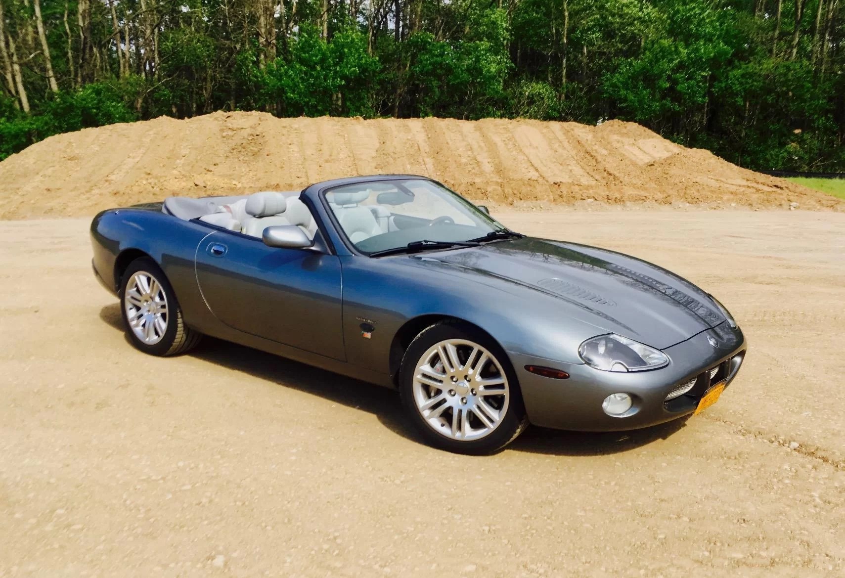 Best Chrome Spray Paint for Rims and A Beautiful Finish Towing Less