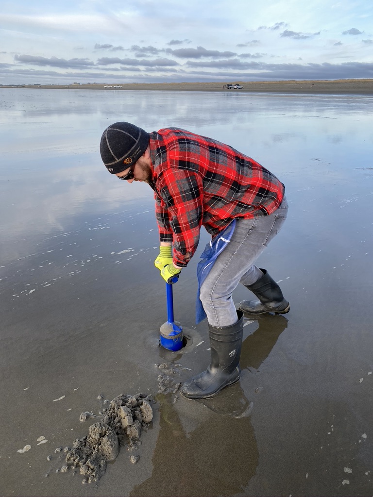 Delicious Pacific Razor Clam Chowder Recipe (Lactose Free) Towmads