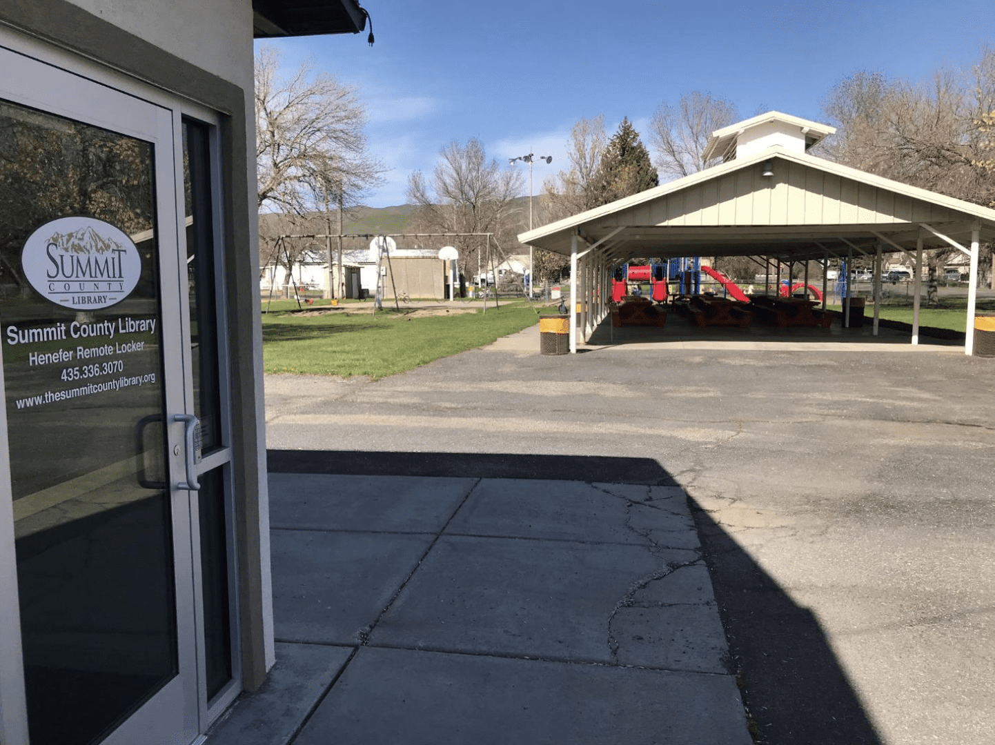 Henefer Book Locker earns national achievement award from NACo