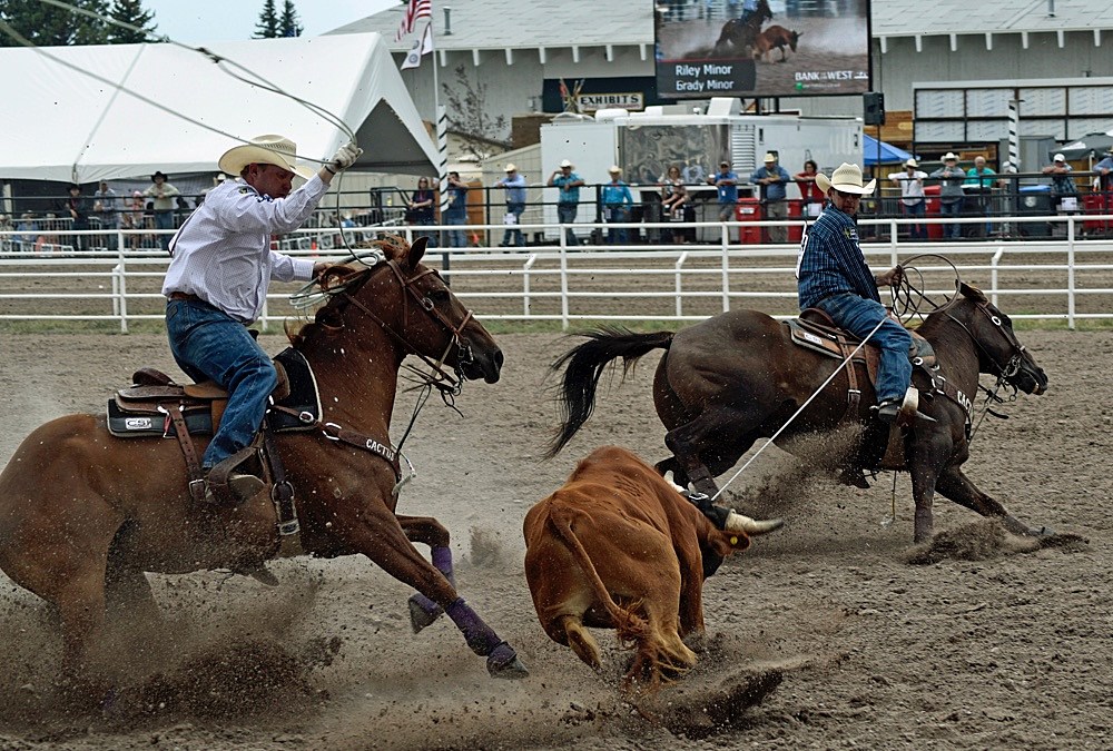 Cheyenne Hosts Huge Team Roping Event [VIDEO]