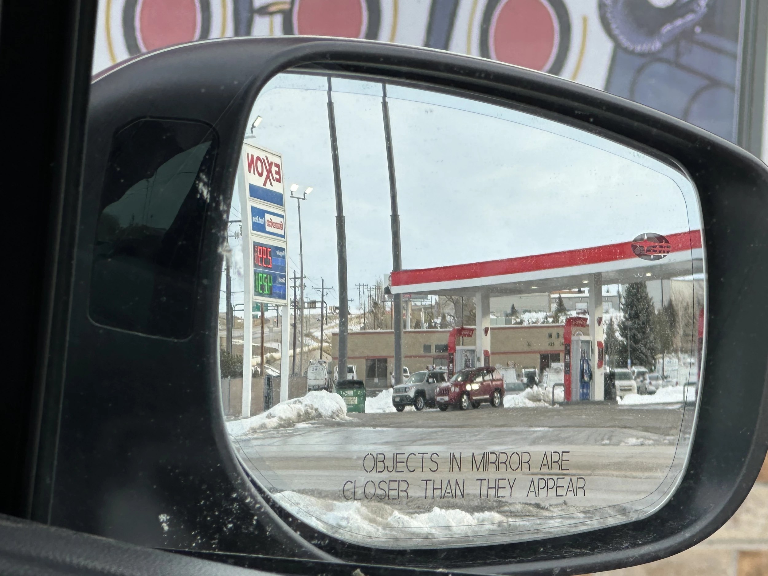 Wyoming Gas Prices Continue to Decline, National Prices Increase