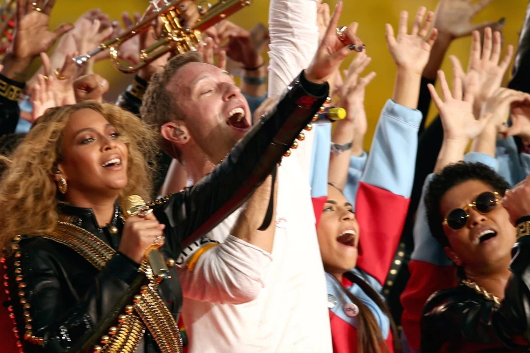 Watch Coldplay Arguably Upstaged by Beyonce and Bruno Mars During the