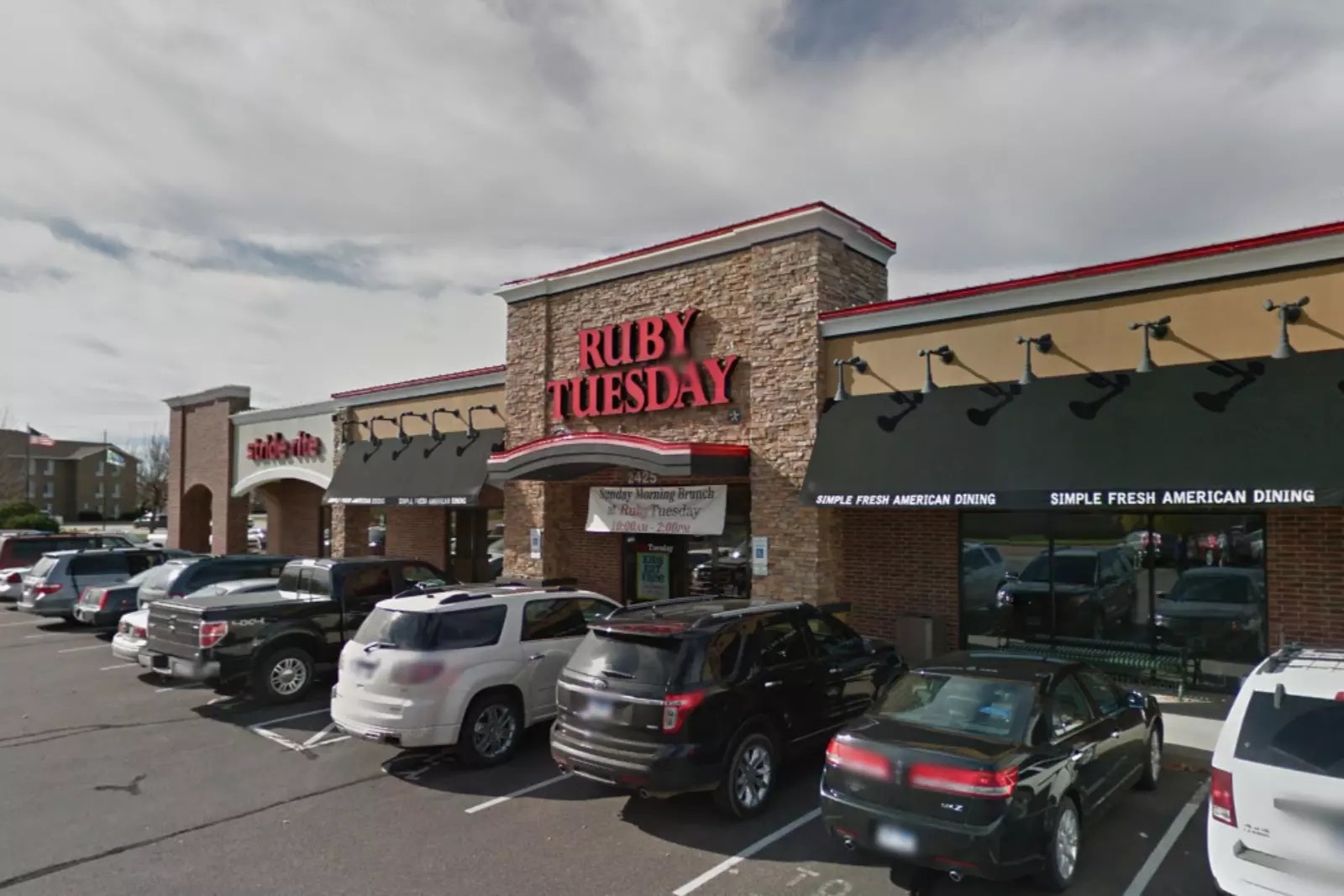 South Dakota Road Trip to The Blue Room in Geddes