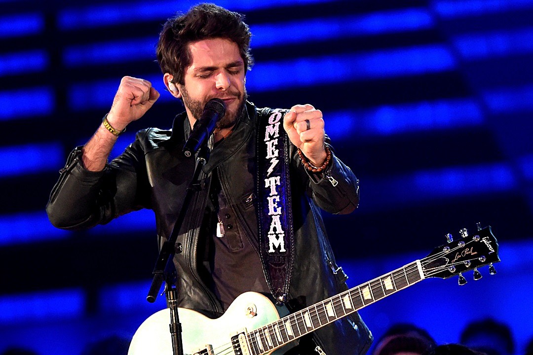 Thomas Rhett Sings 'Get Me Some of That' at 2014 CMA Awards