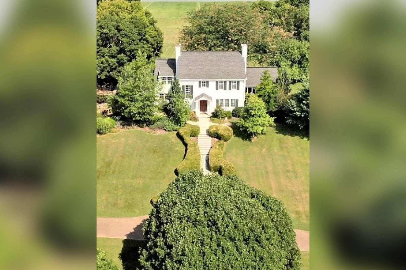 Kentucky Home With Incredible View of the Ohio River Is For Sale