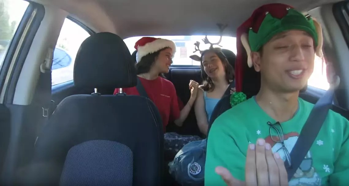 Uber Driver Celebrates The Christmas Spirit With Passengers [Video]