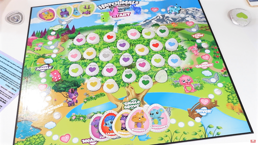 Hatchimals EGGventure Game (A Perfect Gift for Any Hatchimals Fan)
