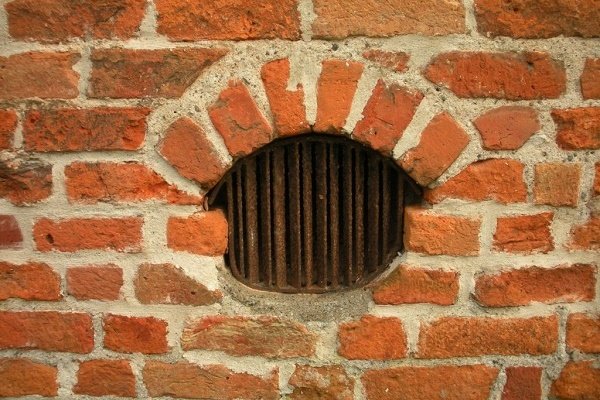 Вытяжка в погребе: как сделать вентиляцию правильно своими руками
