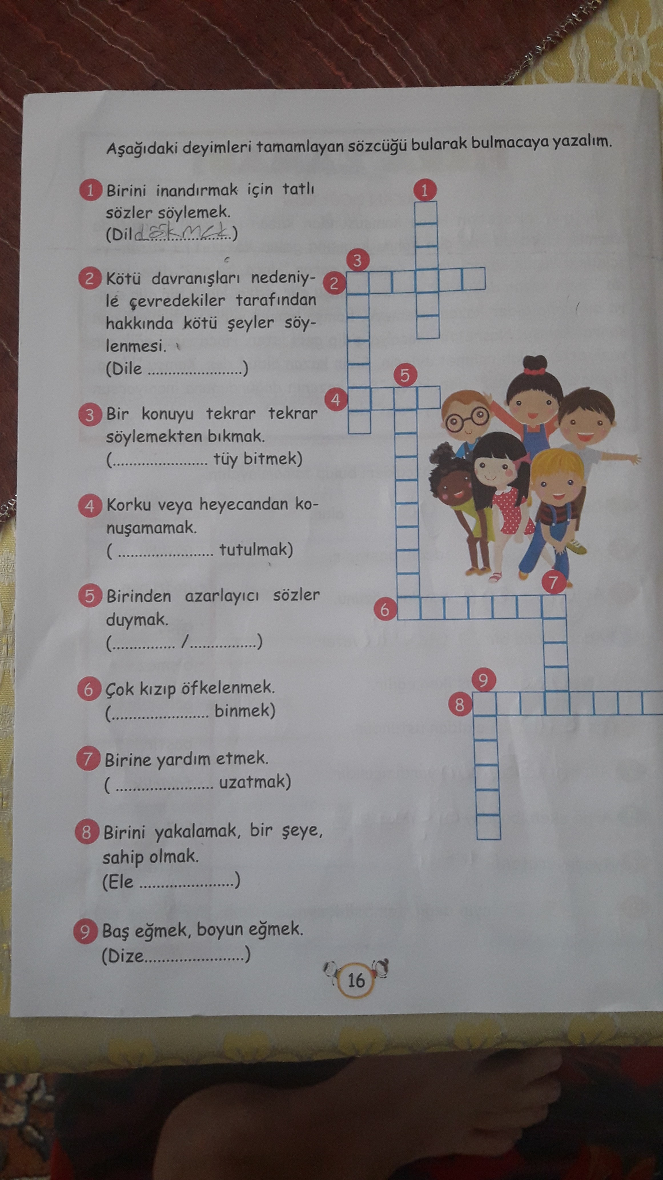 Deyimler hakkında bilgisi olan yardımcı olabilirmi lütfennn