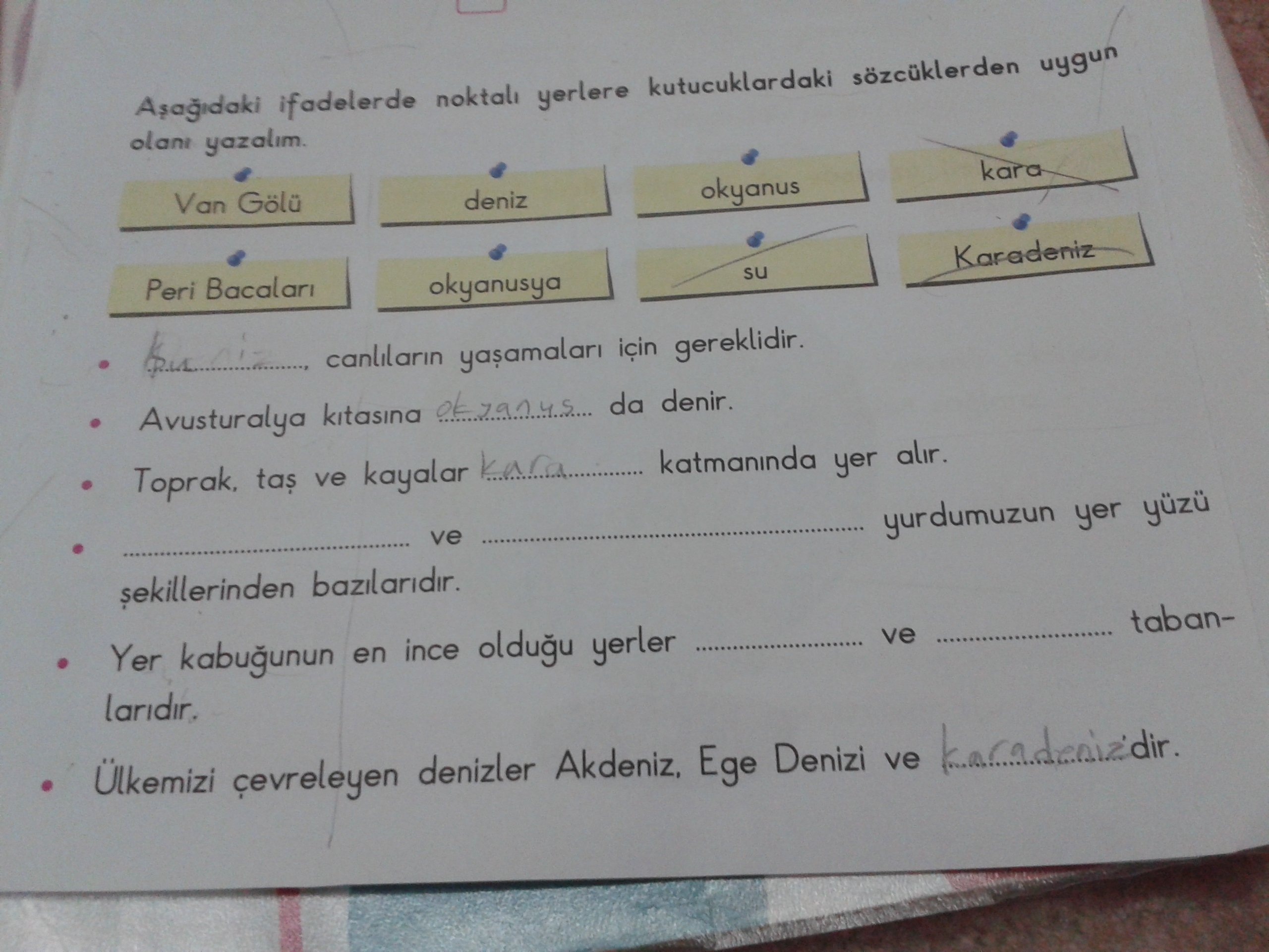 aşağıdaki aşağıdaki ifadelerde noktalı yerlere kutucuklardaki
