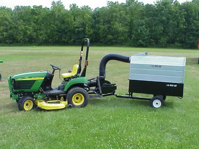 Leaf Vac 854 TracVac