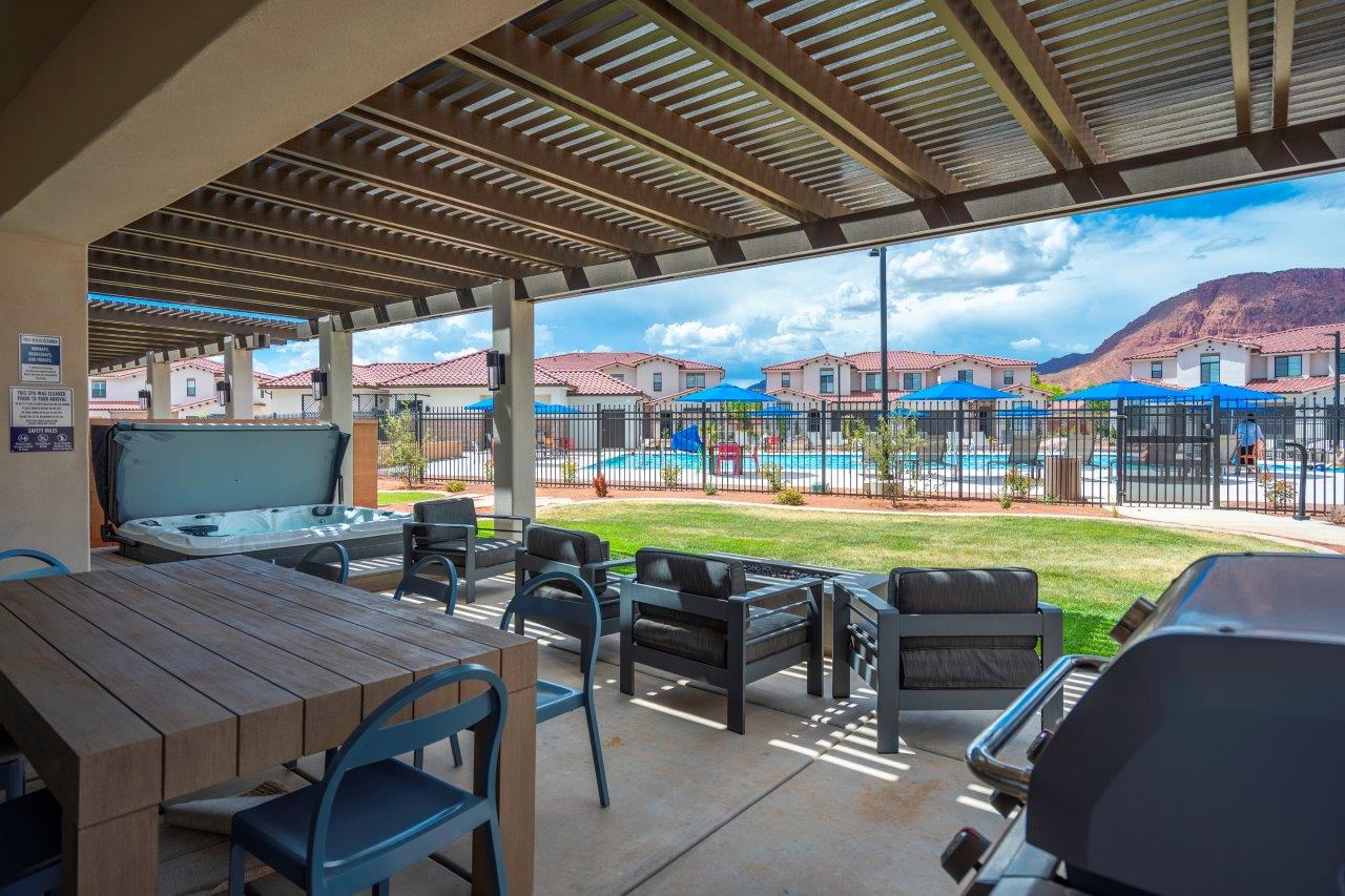 Arcadia 75 Poolside Oasis Vacation Rental in Santa Clara,UT