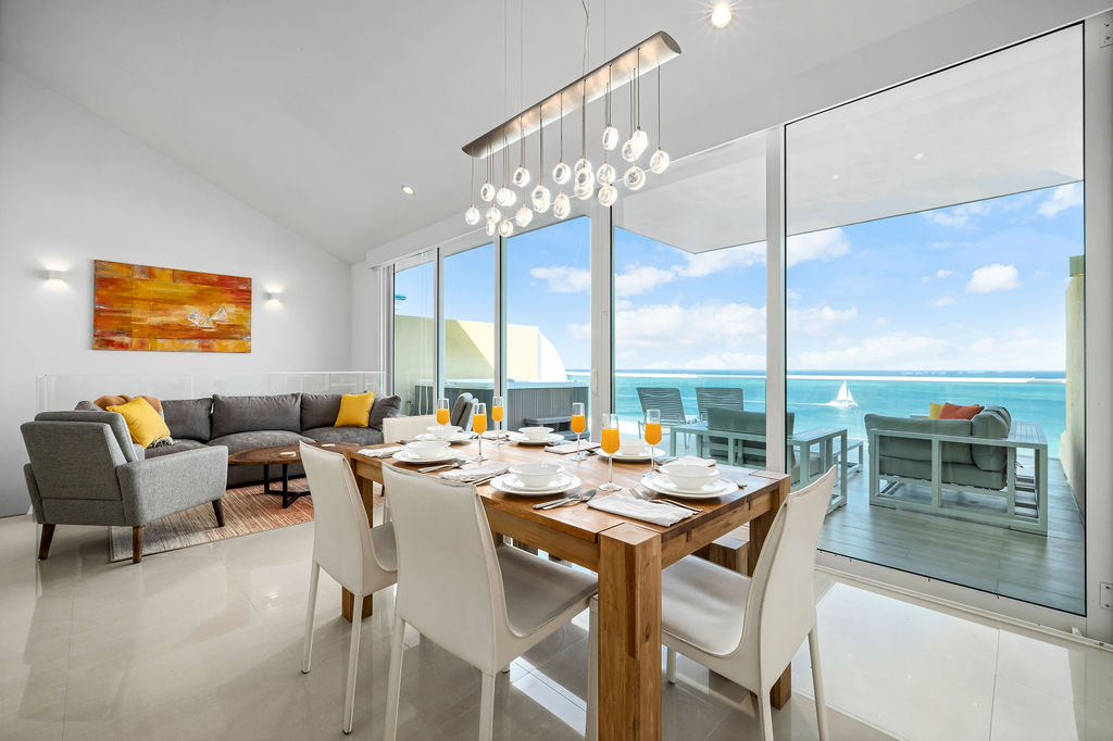 3BPHBluePH22 Aruba Family Friendly Oceanview PH with Hot Tub