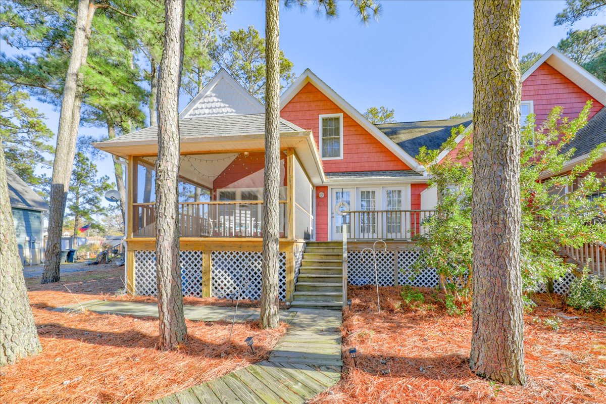 Whispering Pines Chincoteague, VA Rentals