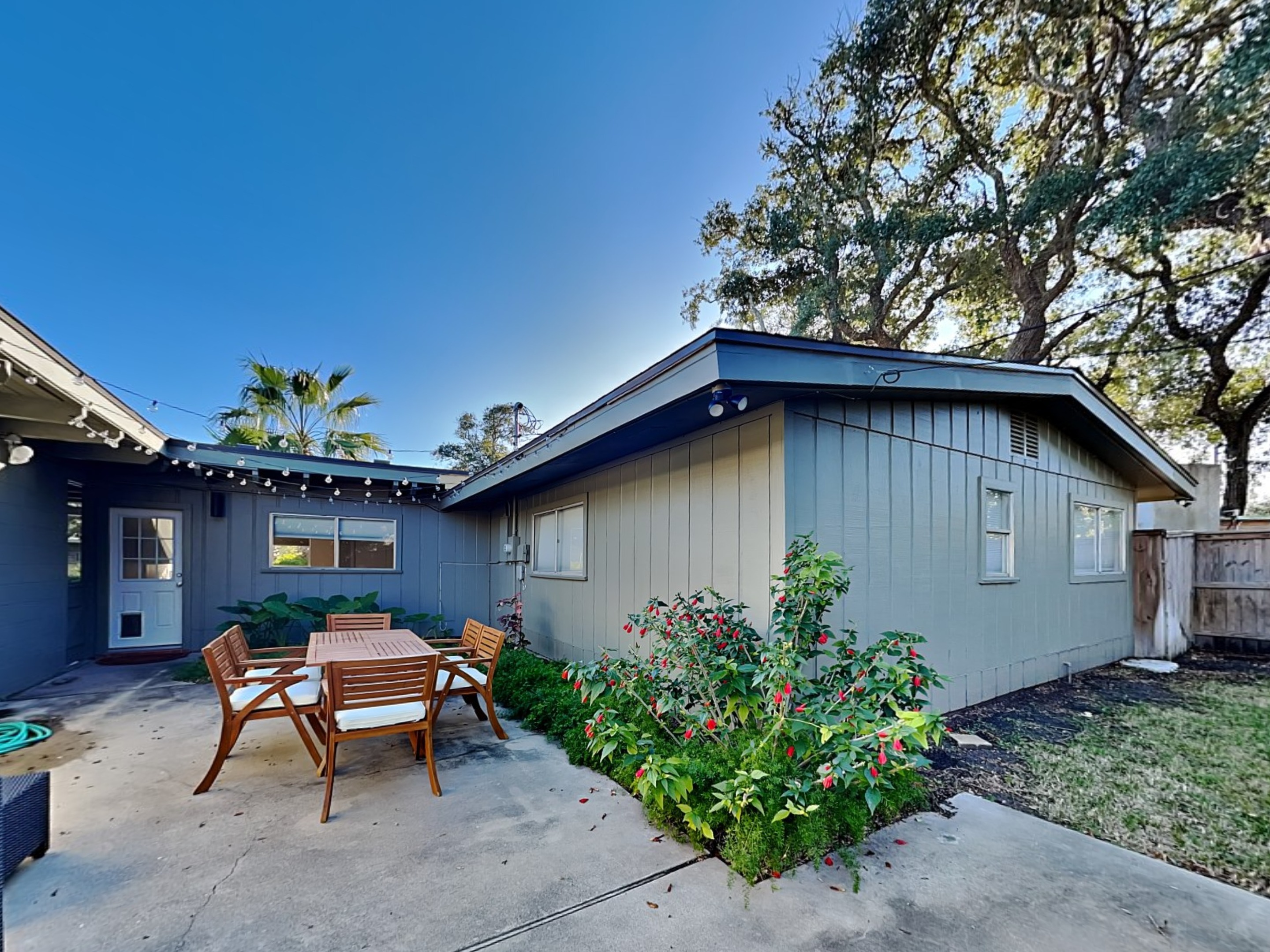 Little Bay House Home Rental Rockport, TX