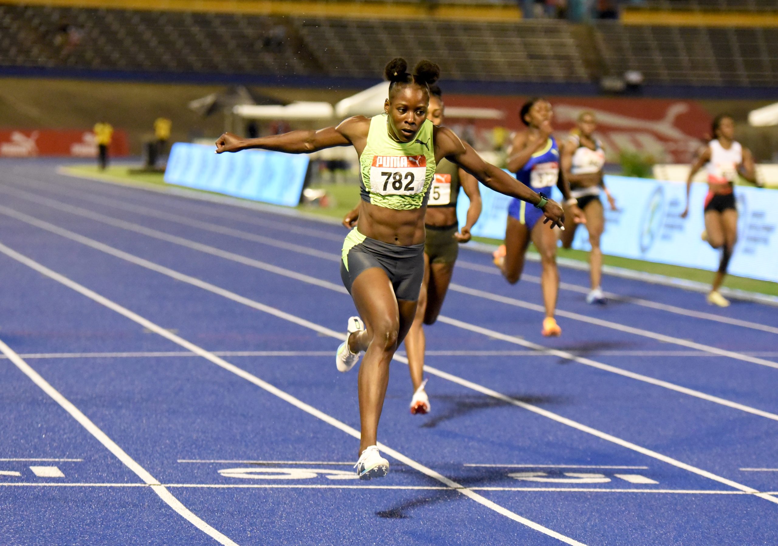 Women's 200M World Record Track And Field at Iva Bellows blog