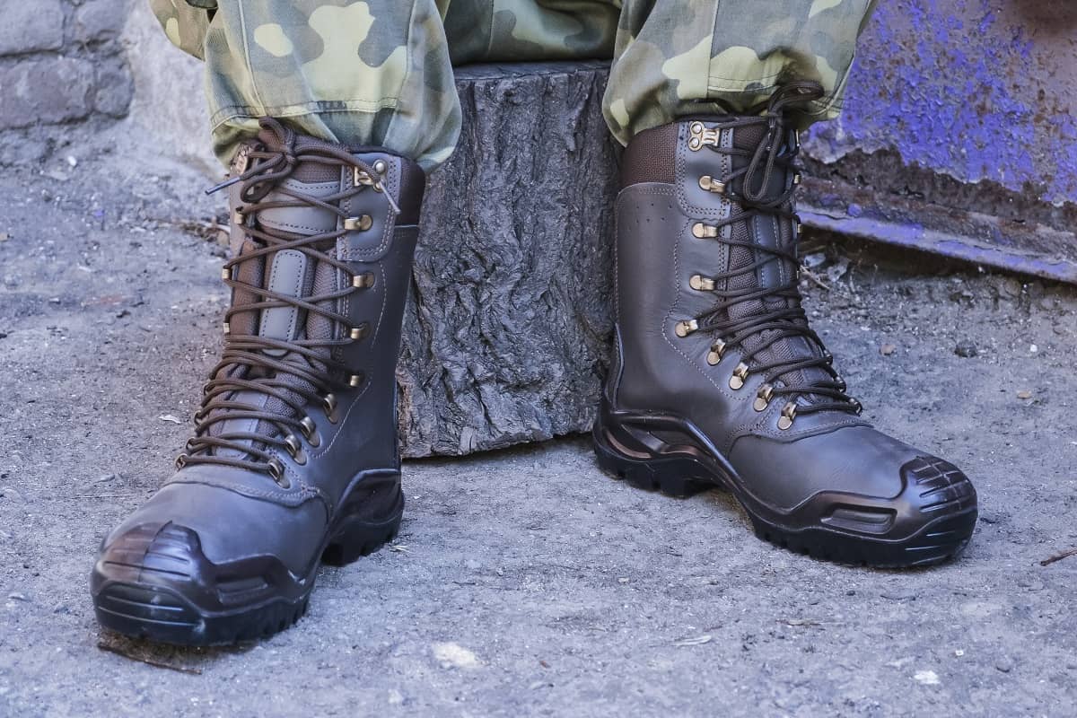 How to Eliminate Foul Odor in Hunting Boots Track and Pursue