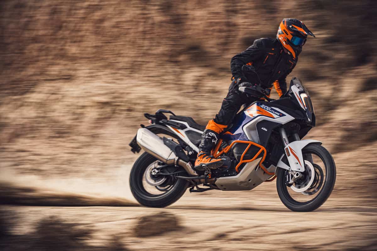 2022 KTM 1290 Super Adventure R A Closer Look & Specs TractionLife