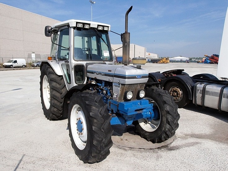 Ford new holland tractor dealerships in ontario