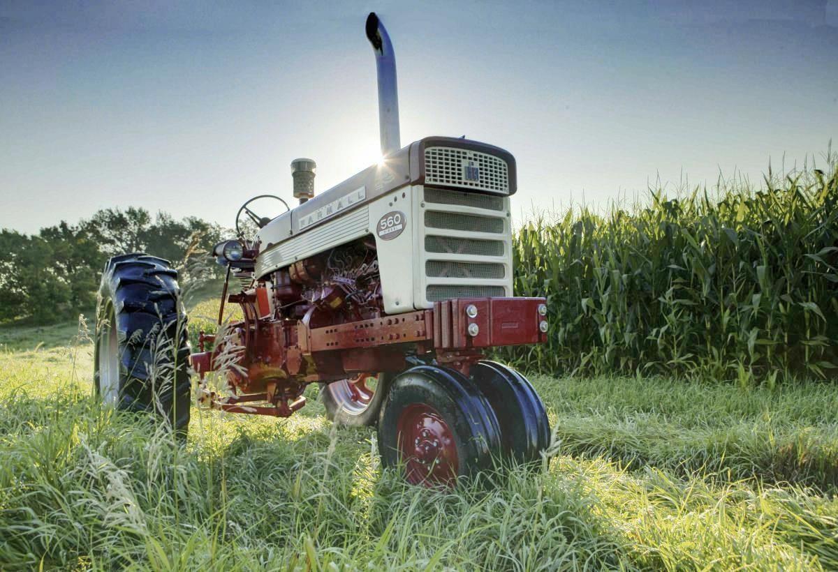 Farmall 100 Tractor Specifications