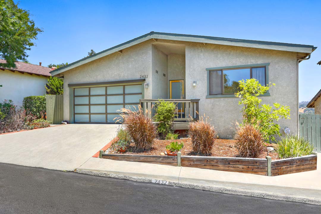 2432 Medlow Ave 90041 Tracy Do Compass Real Estate