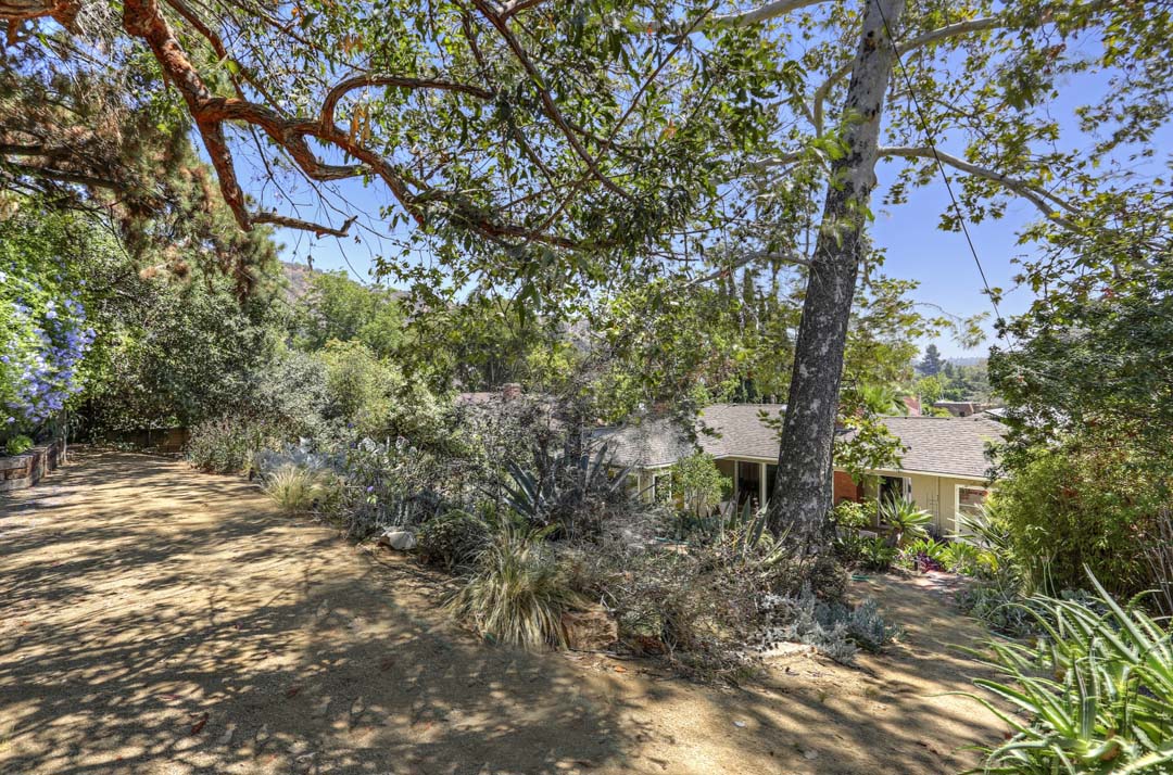 5141 Ellenwood Drive 90041 Tracy Do Coldwell Banker Realty