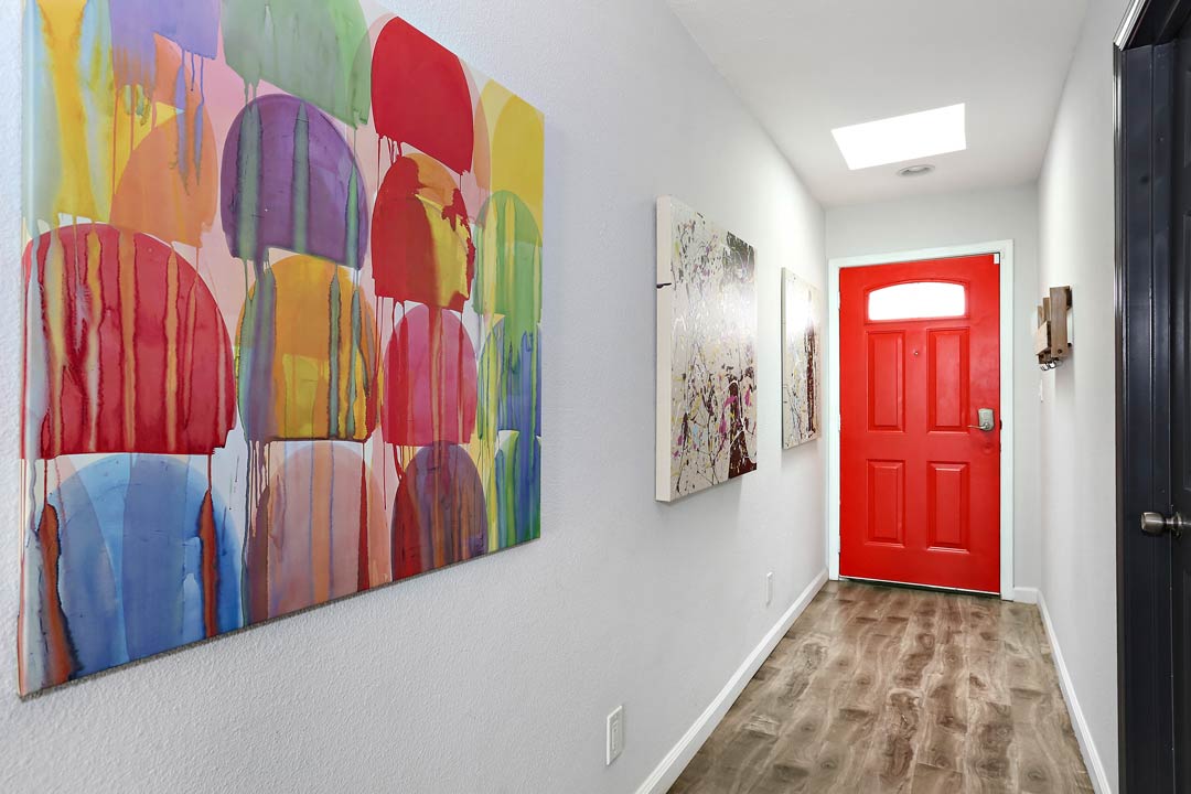 2211 S Cloverdale Ave Mid City Tracy Do Coldwell Banker Realty