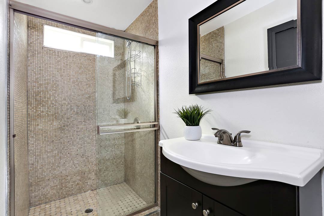 2211 S Cloverdale Ave Mid City Tracy Do Coldwell Banker Realty