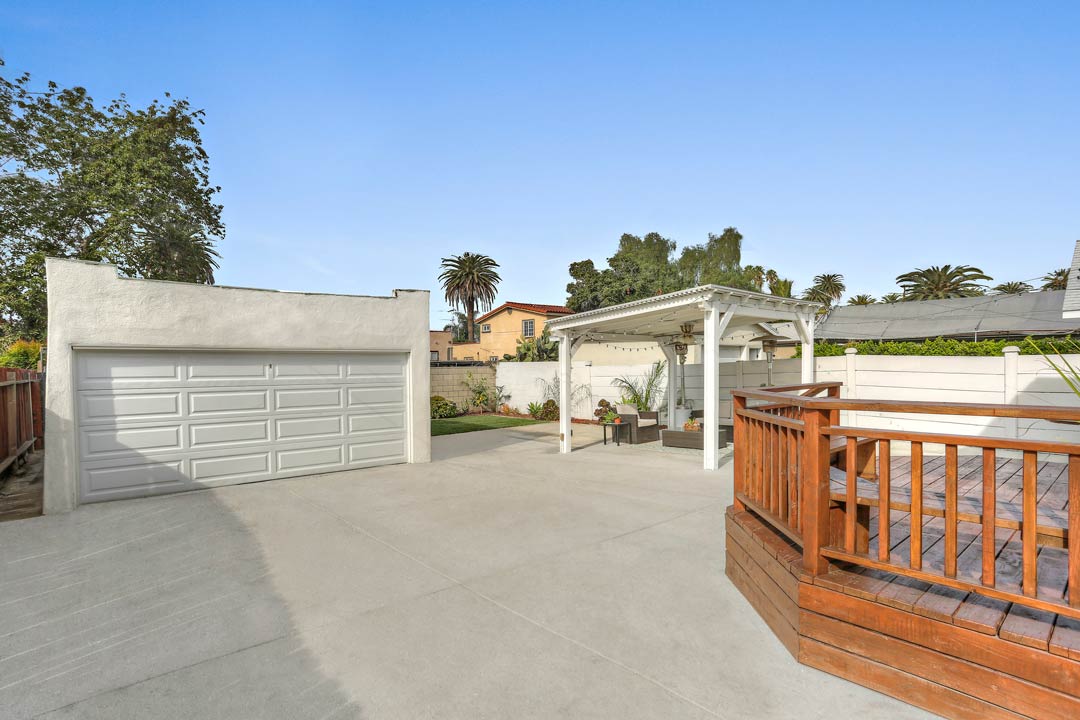 2211 S Cloverdale Ave Mid City Tracy Do Coldwell Banker Realty