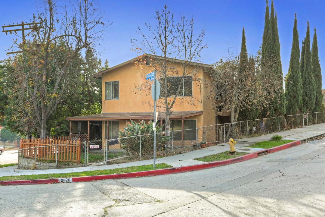 2020 Wollam St Glassell Park Tracy Do Coldwell Banker Realty