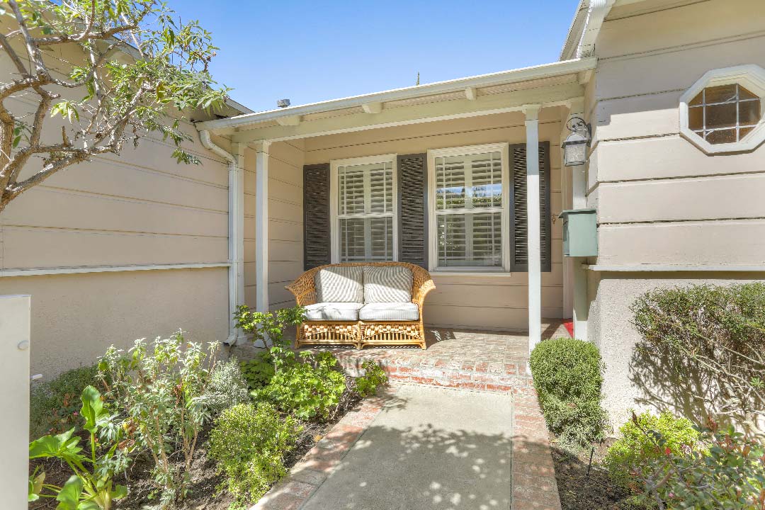 12153 Maxwellton Rd Studio City Tracy Do Compass Real Estate