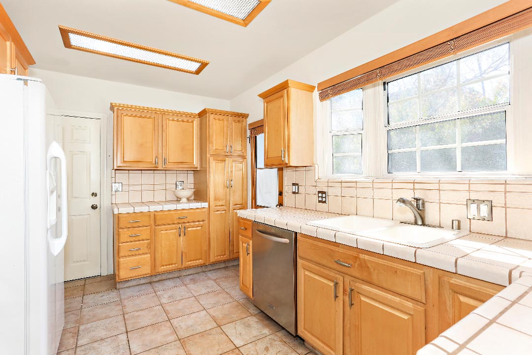 12153 Maxwellton Rd Studio City Tracy Do Compass Real Estate