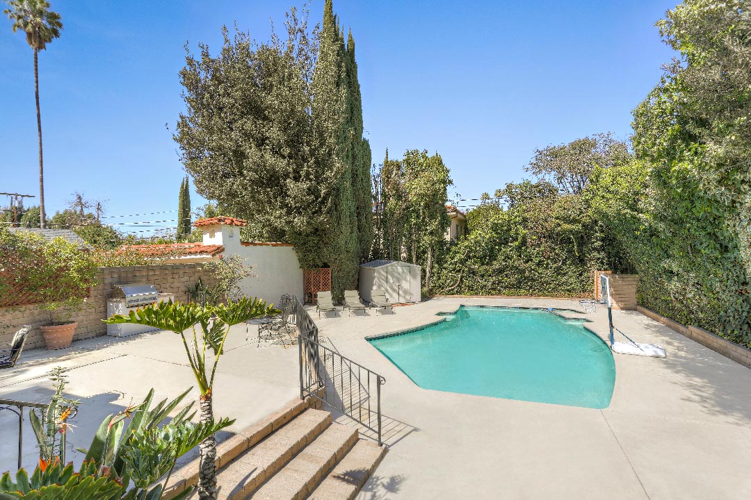 12153 Maxwellton Rd Studio City Tracy Do Compass Real Estate