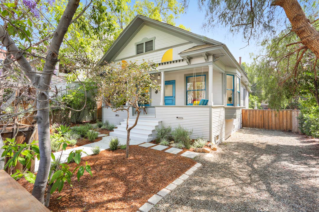 1130 Sanborn Ave Silver Lake Tracy Do Coldwell Banker Realty