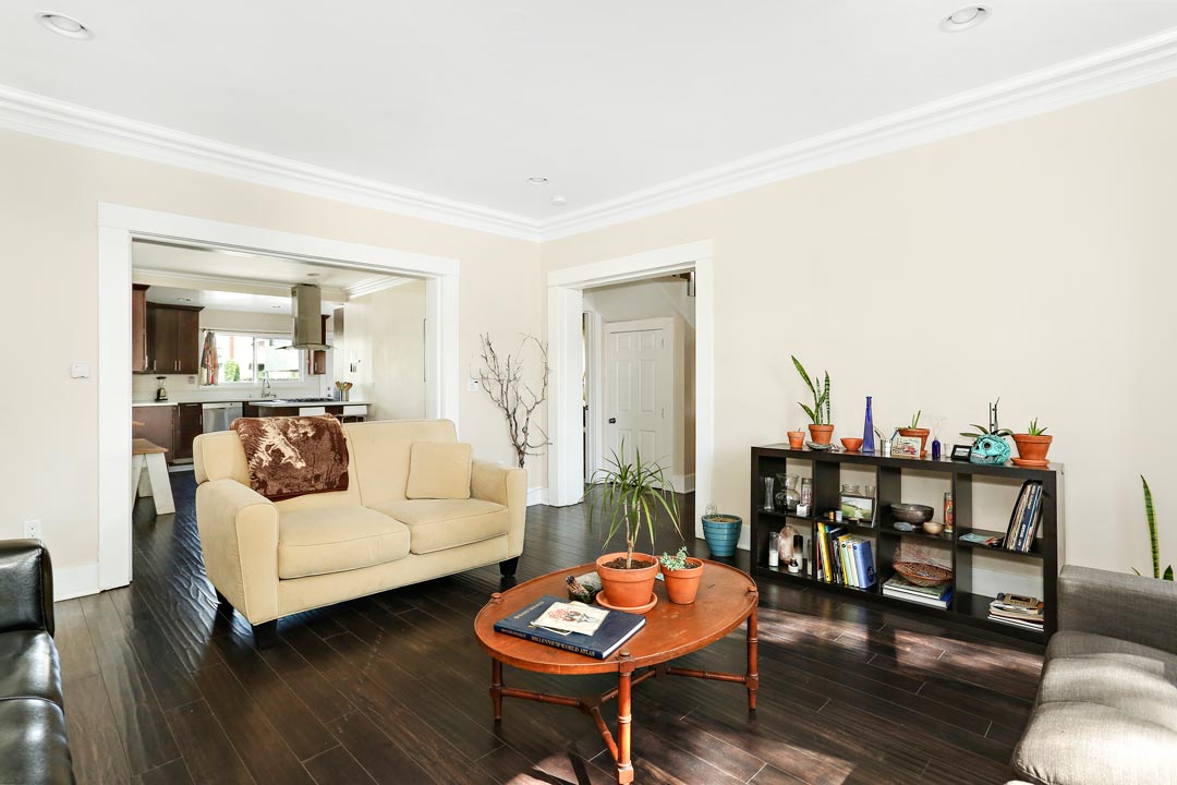 2230 Griffin Ave Lincoln Heights Tracy Do Coldwell Banker Realty