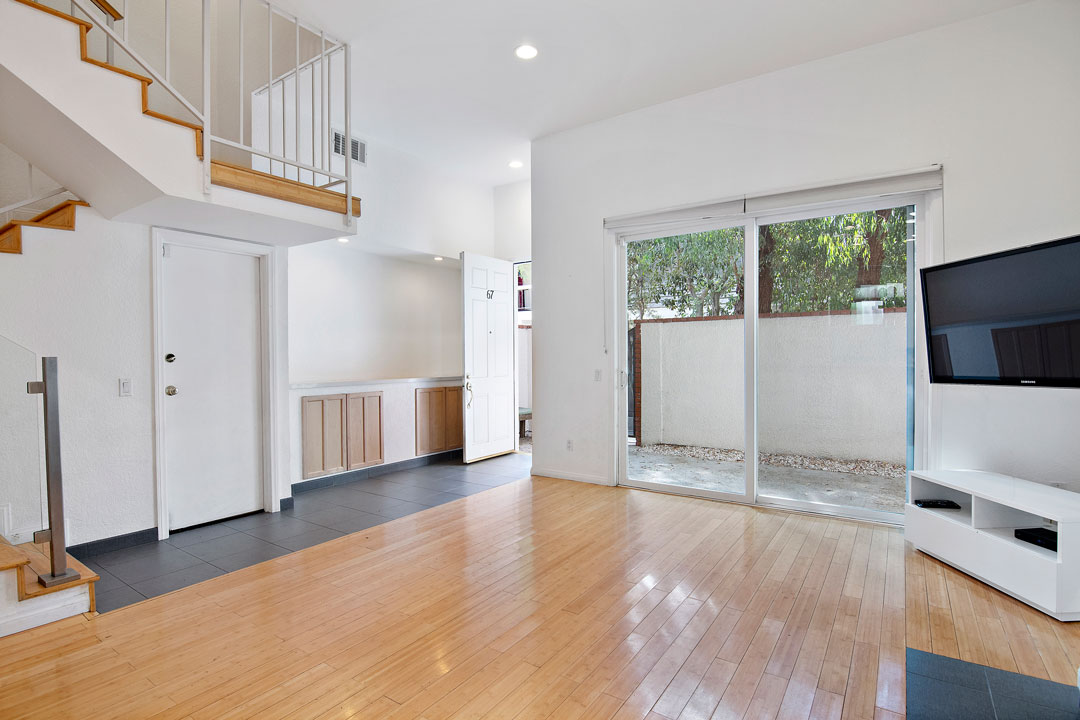 10201 Mason Ave 67 Chatsworth Tracy Do Coldwell Banker Realty