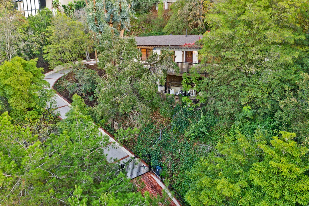 7469 Mulholland Dr Hollywood Hills Tracy Do Coldwell Banker Realty