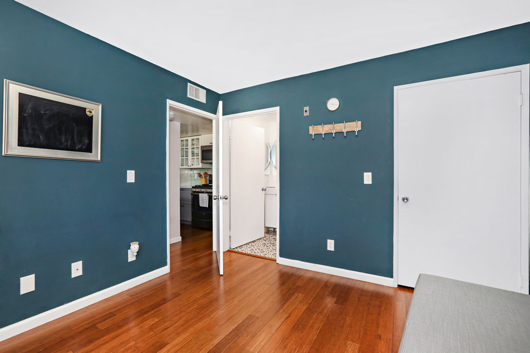 960 Sanborn Ave 7 Silver Lake Tracy Do Coldwell Banker Realty