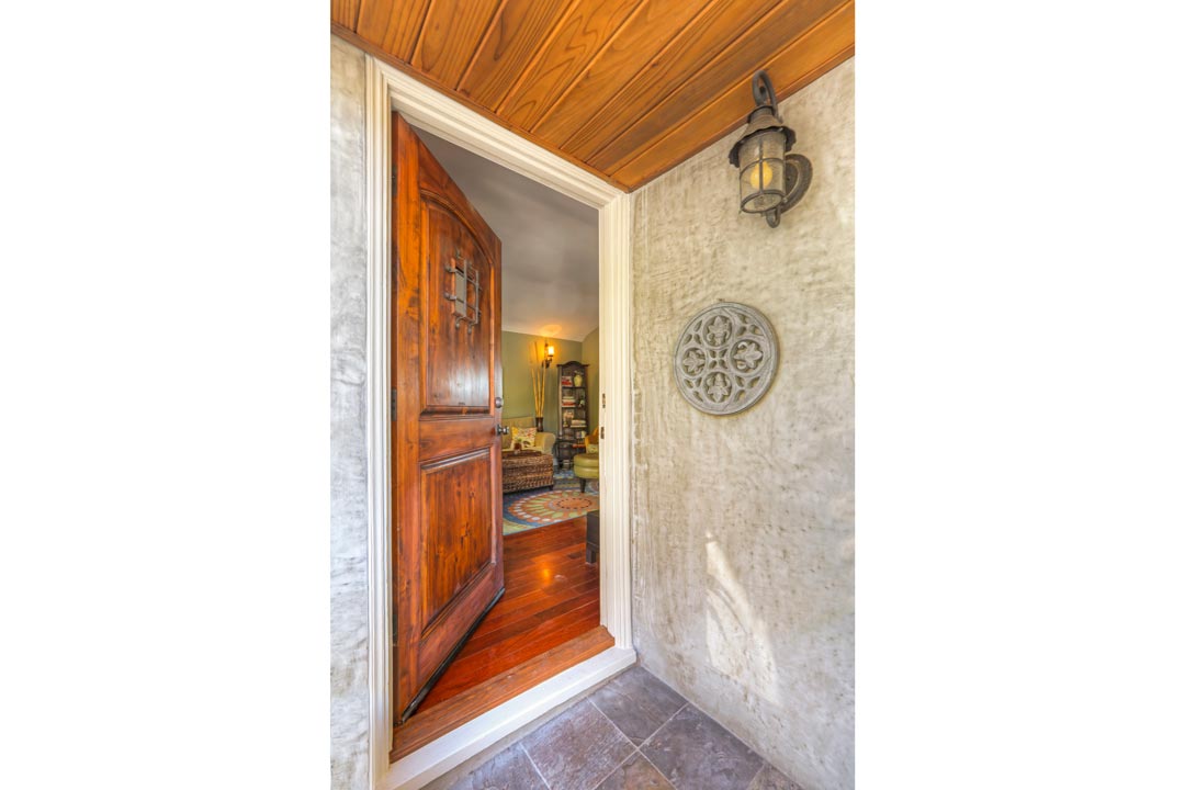 1531 Parmer Ave Echo Park Tracy Do Coldwell Banker Realty