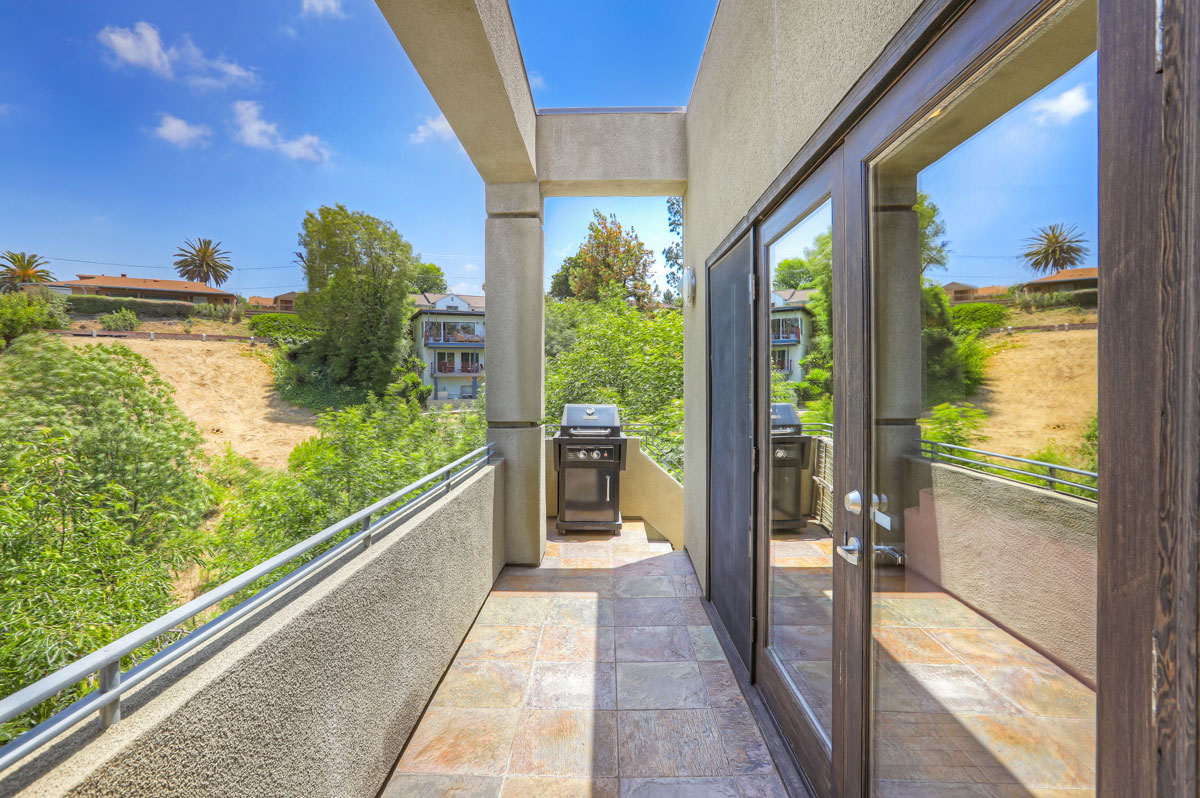 1218 Olancha Dr Mt Washington Tracy Do Coldwell Banker Realty